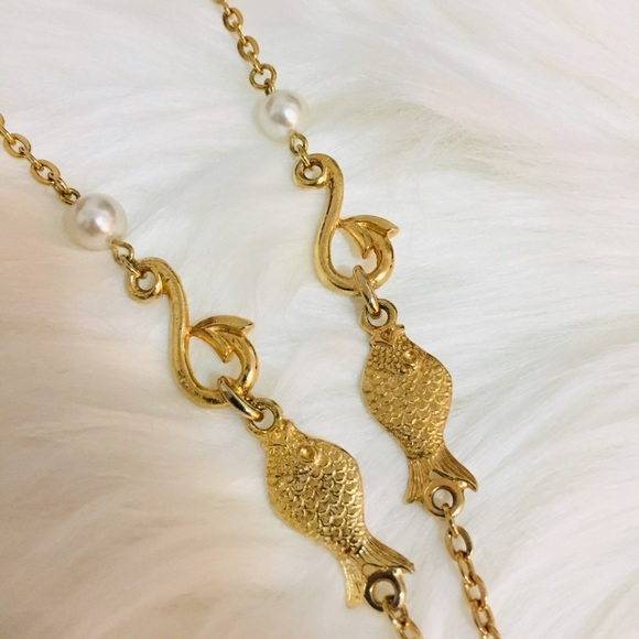 Unique Long Gold Tone Chain with Fishes and pearls - Picture 4 of 8